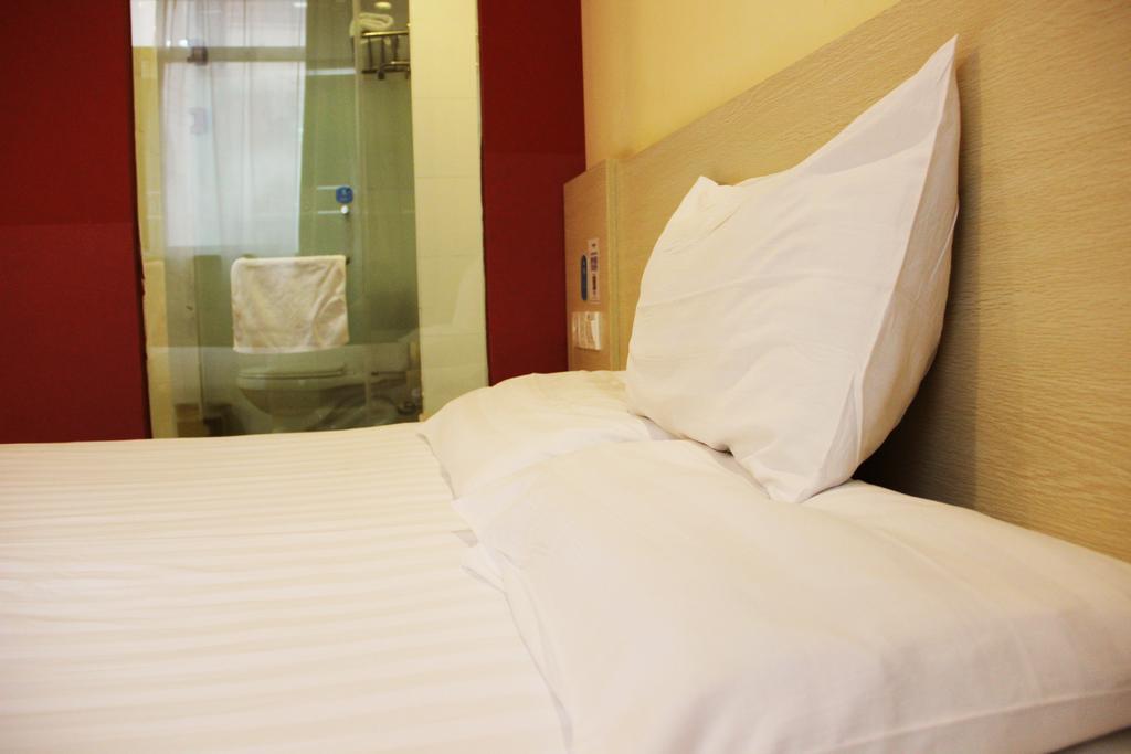 Hanting Hotel Chongqing North Railway Station Quarto foto