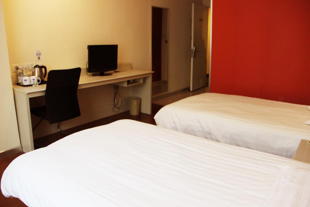 Hanting Hotel Chongqing North Railway Station Quarto foto